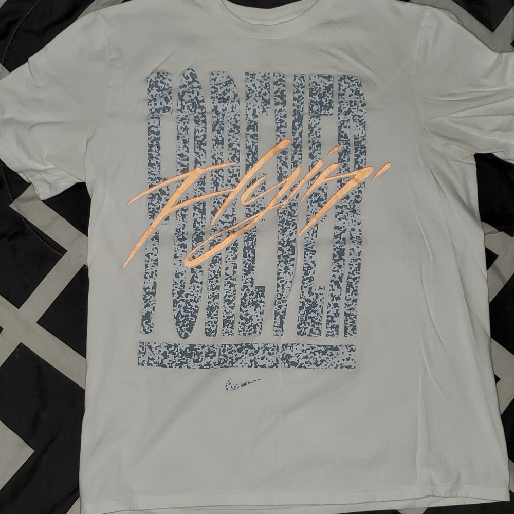 Nike T Shirt
